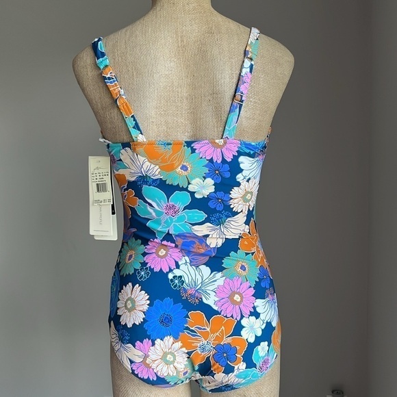 Profile By Gottex One Piece Swimsuit D Cup size 10 - Picture 7 of 7